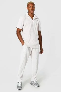 Revere Neck Pleated Polo And Jogger Set Ecru